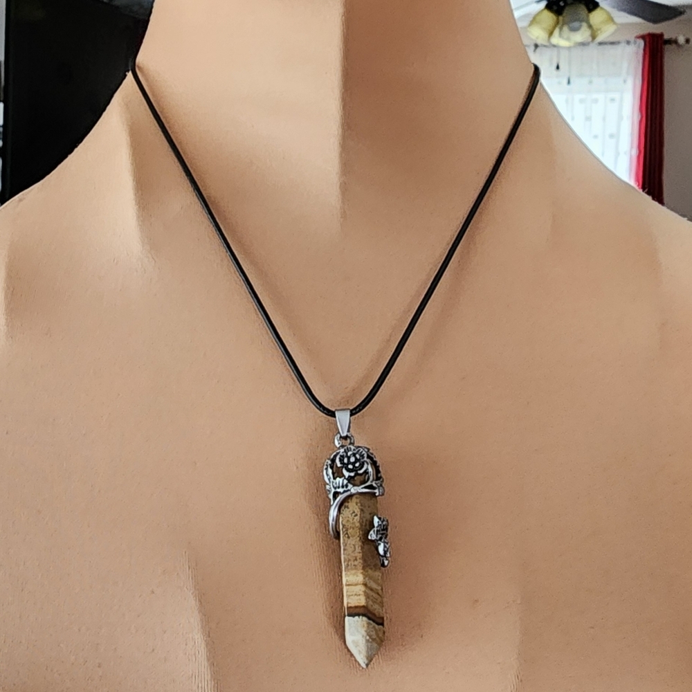 NWOT Stone Pendant and Black Cord Necklace Unisex